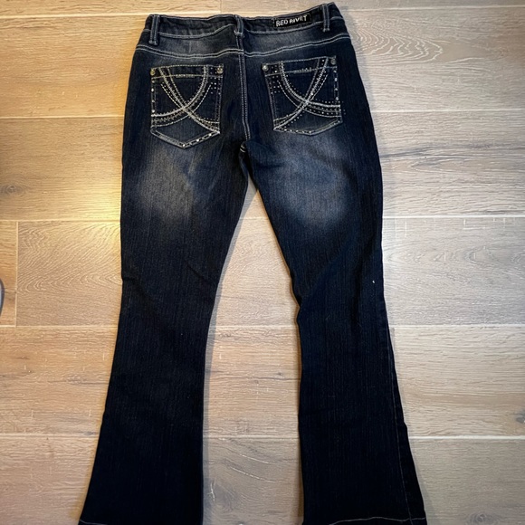 RED RIVET Boot Cut Denim Jeans Distressed w/ Bling Pockets Dark Blue Size 11 - Picture 8 of 10